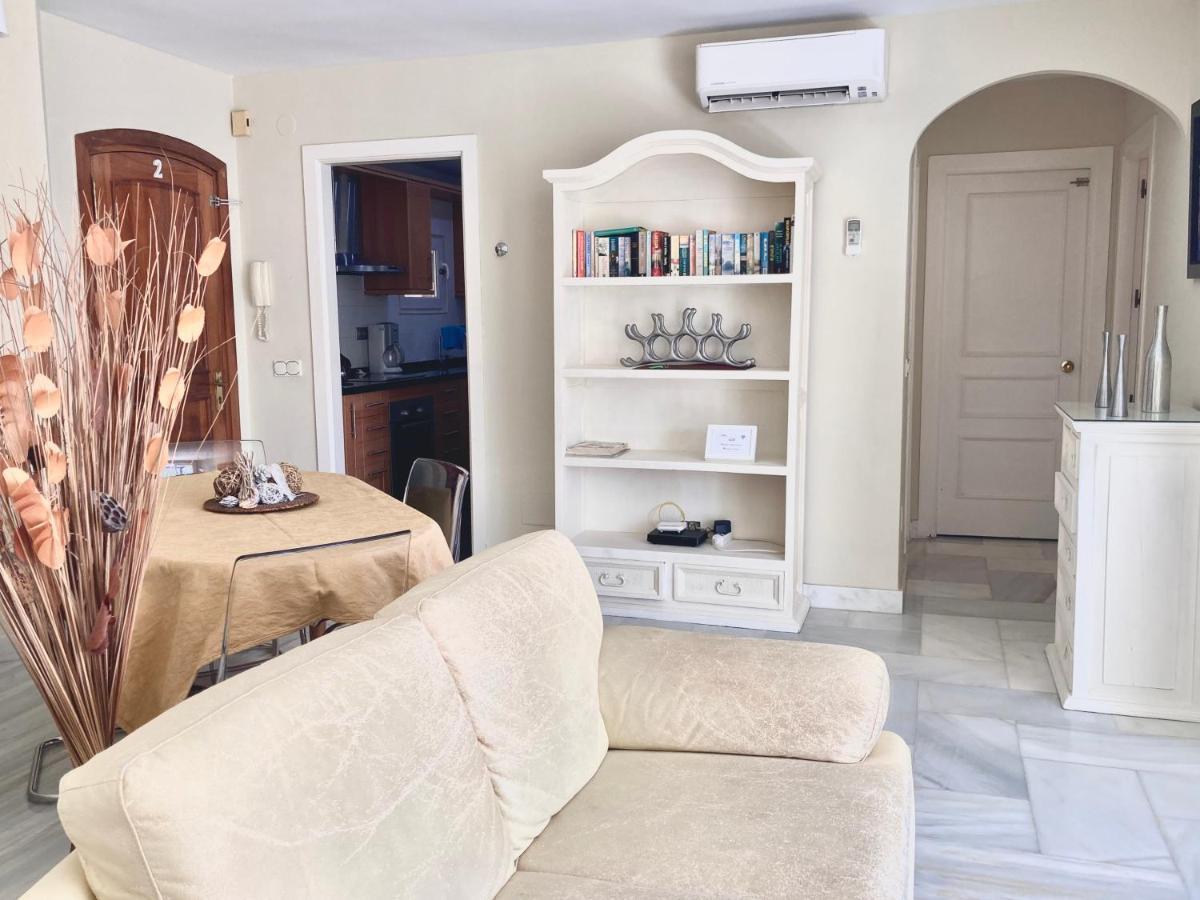 Apartamento En Puerto Marina ベナルマデナ エクステリア 写真